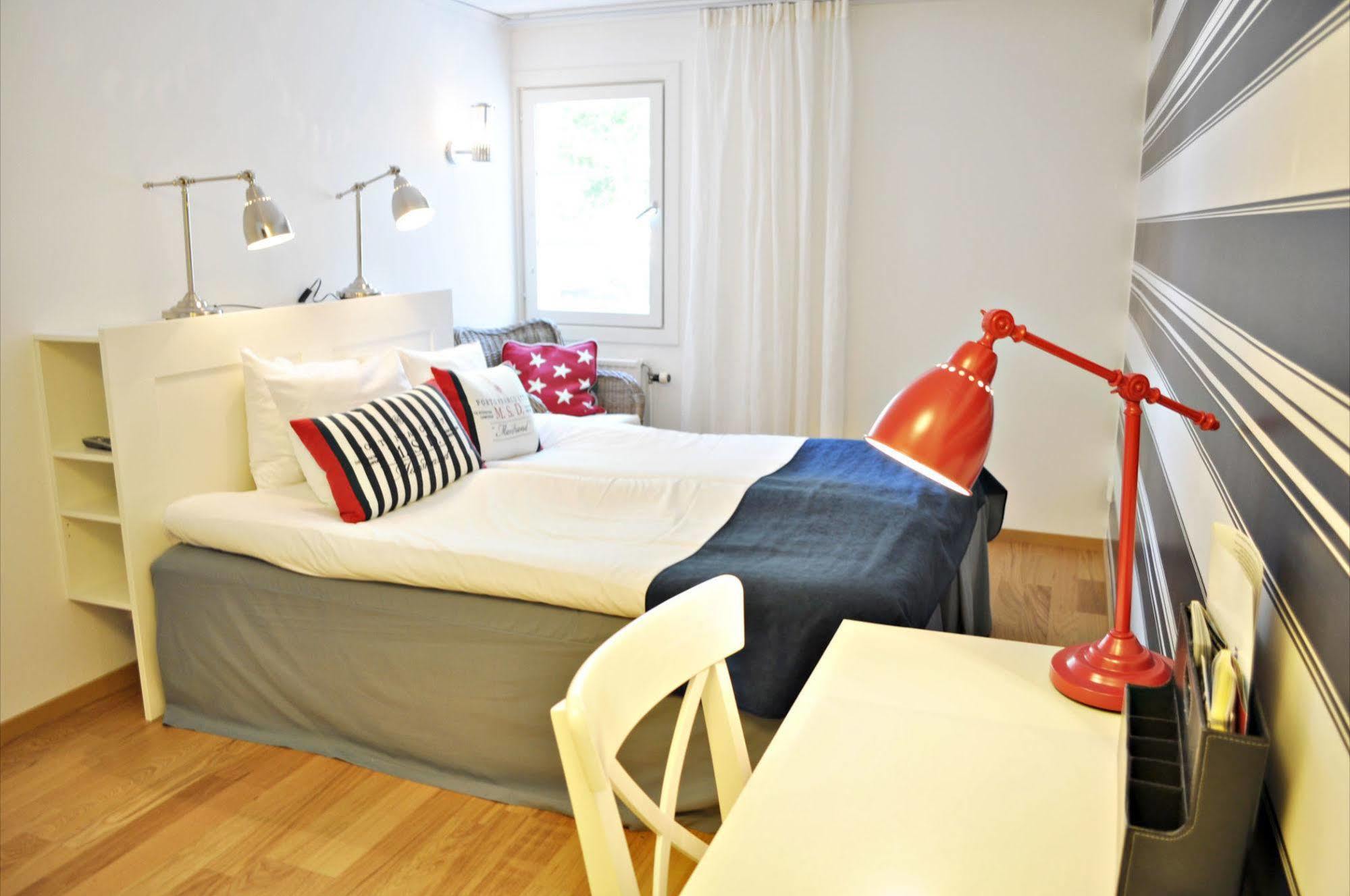 Jennys Hotell Och Restaurang Arvika Exterior photo